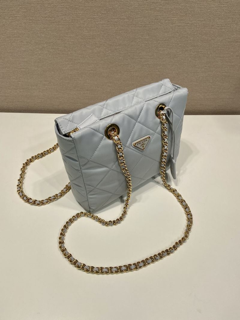 Pra*a tote bags